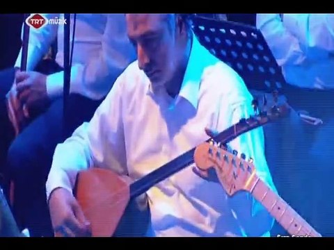 Emrah KOÇAK-Seviyorum seni-Seda KURNAZ-Eşarbını yan bağlama Şef:Ömer Hayri UZUN