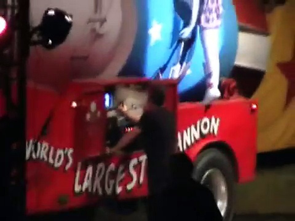 HUMAN CANNON BALL - COLE BROS CIRCUS