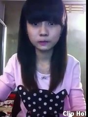 Cô gái xinh xắn đọc rap 'Đứa con hư xin lỗi mẹ'