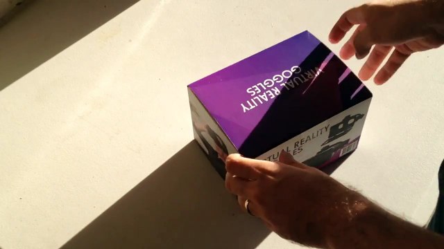 KMart Virtual Reality Goggles Unboxing