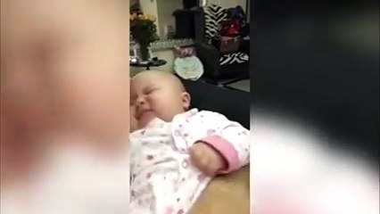 Baby sees herself on selfie cam for the first time