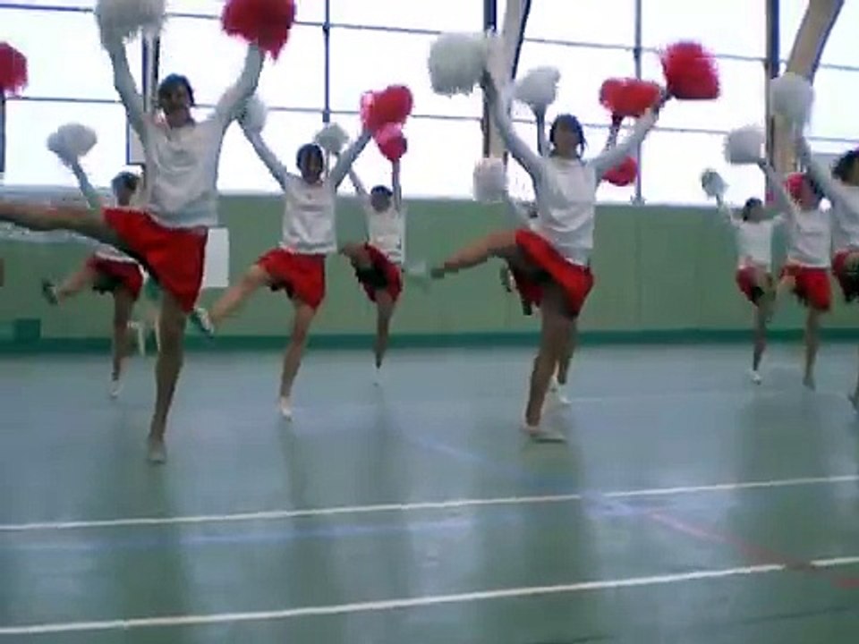 les pom pom girls de l'ESSCA (2)