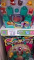 Shopkins-swapkins-party-Toys-R-Us-video-2