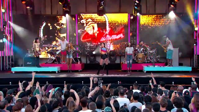 Demi Lovato Performs Cool For The Summer