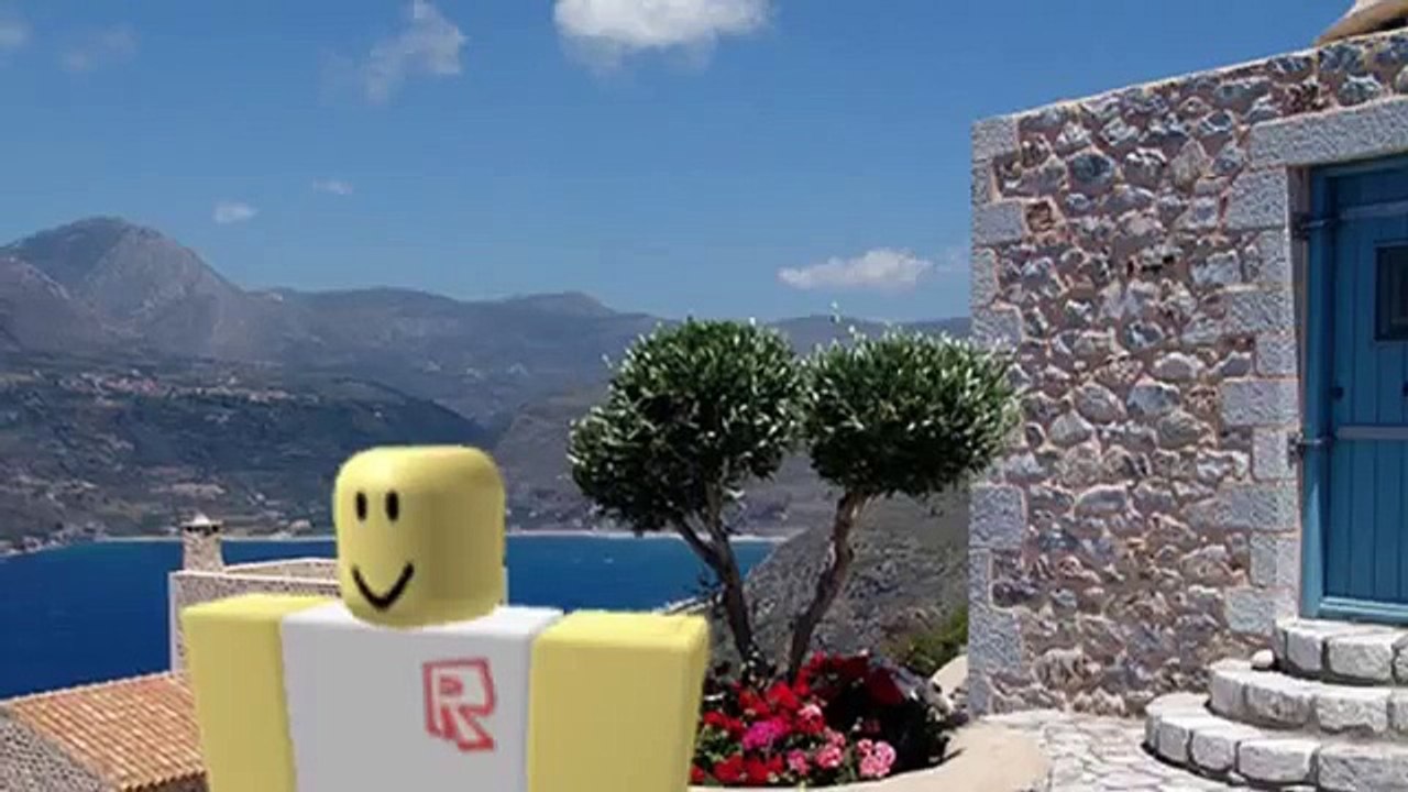 ROBLOX v.s Minecraft