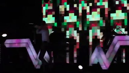 Stromae Dakar 2015 - Musique sur les photos - MOULES FRITES - STROMAE