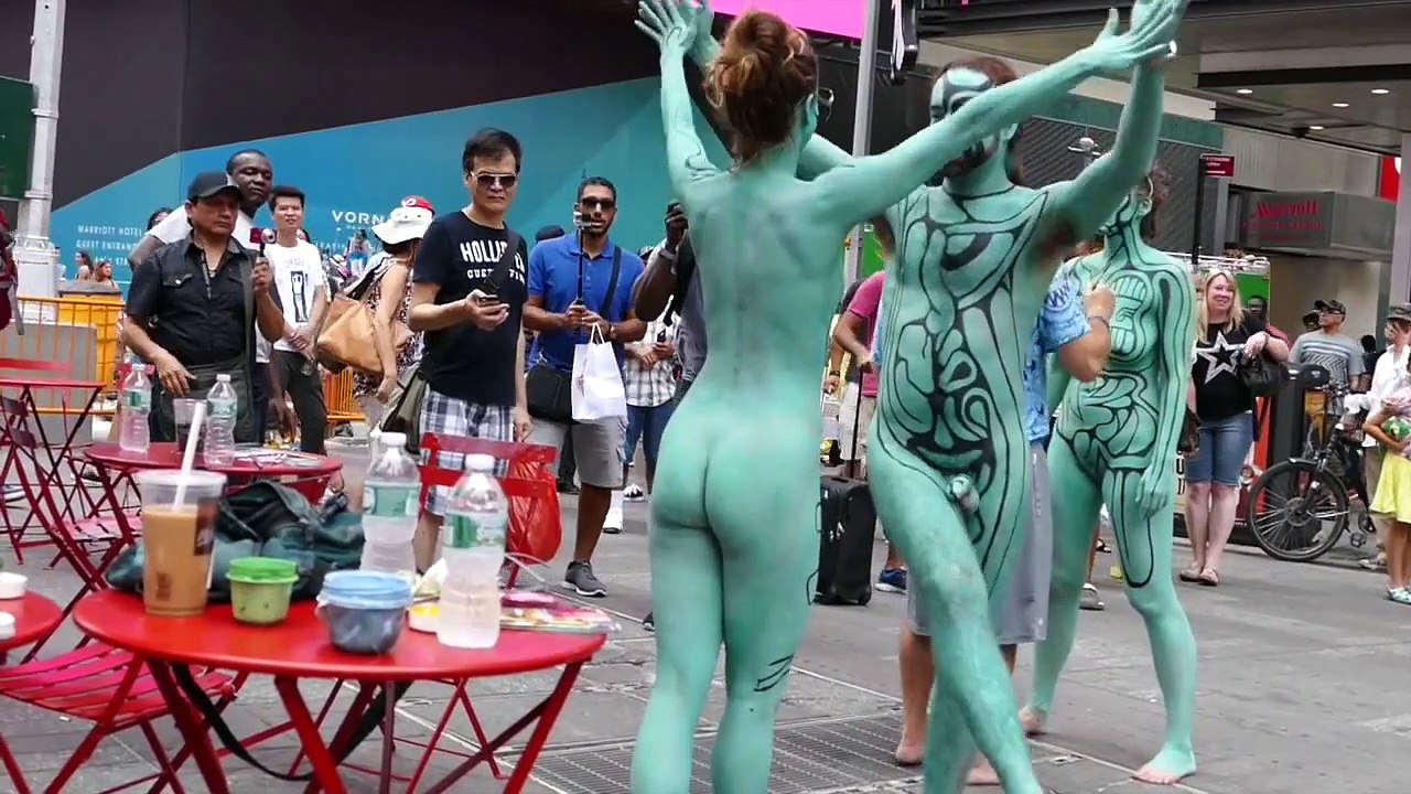 BODY PAINTING BALLET