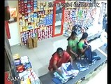 Indian Women Robbery Captured in CCTV