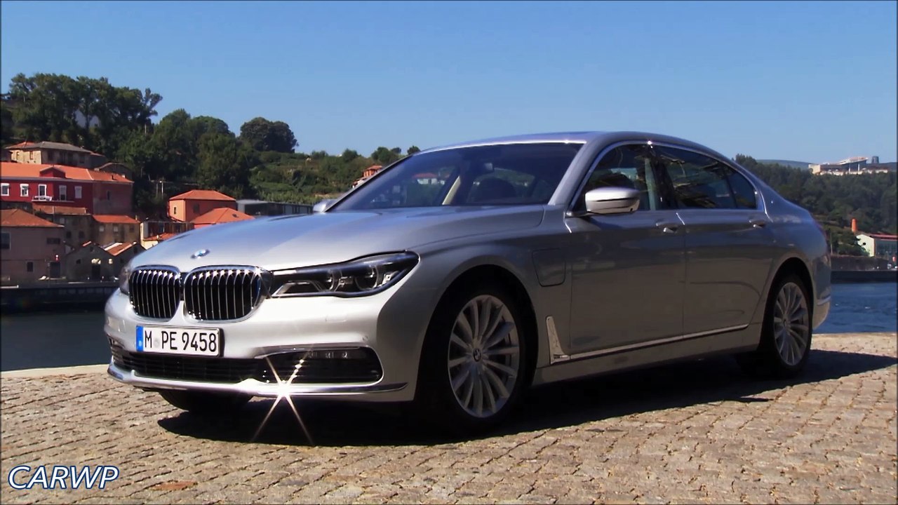 DESIGN Novo BMW 740Le Plug-in Hybrid 2.0 Turbo 326 cv 240 kmh 0-100 kmh 5,7 s 47,6 km/l @ 60 FPS