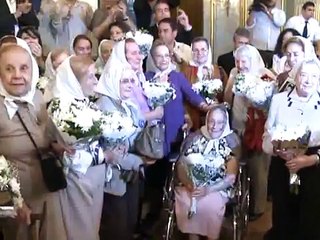 Homenaje a Madres de Plaza de Mayo linea fundadora a 36 años de la primera ronda