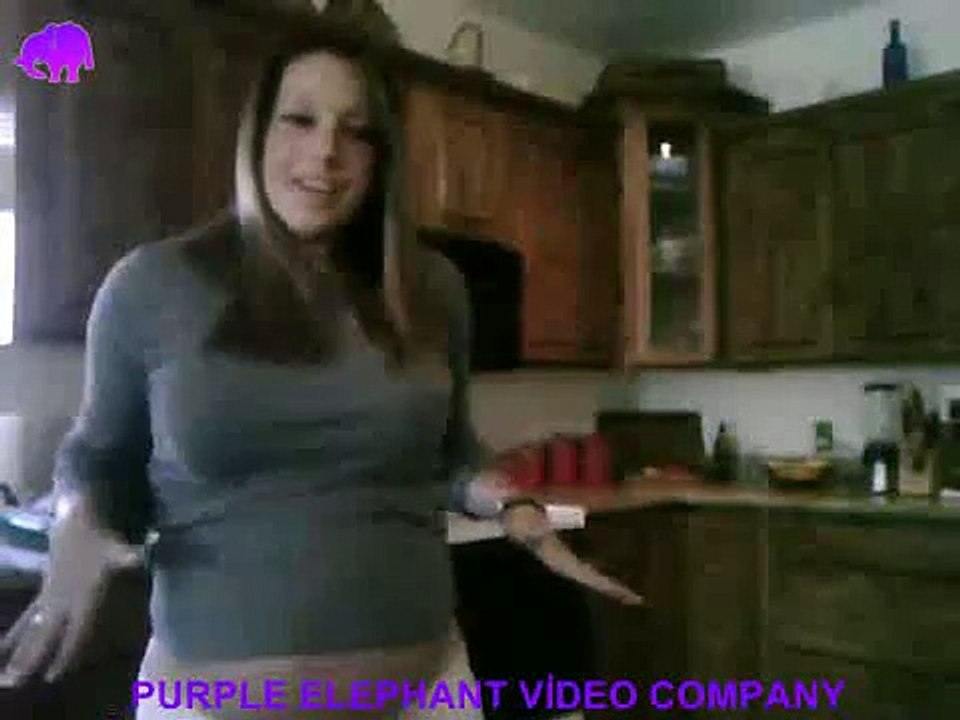 32 weeks pregnant mother