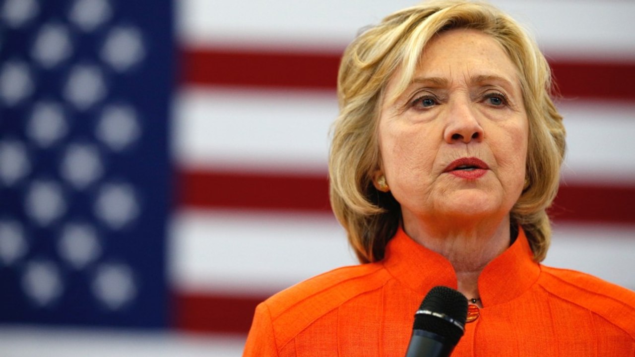 Hillary Clinton e-mail dump: Gefilte fish and 2016 politics