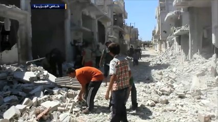 مقتل أربعة أطفال بقصف طائرات النظام السوري لمدينة الرستن