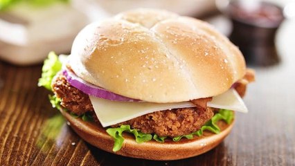 Judge tells man he can't copyright boring chicken sandwich