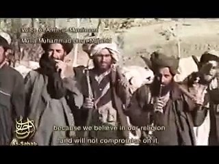 الملا محمد عمر وهو يخطب بجنود طالبان مقطع نادر