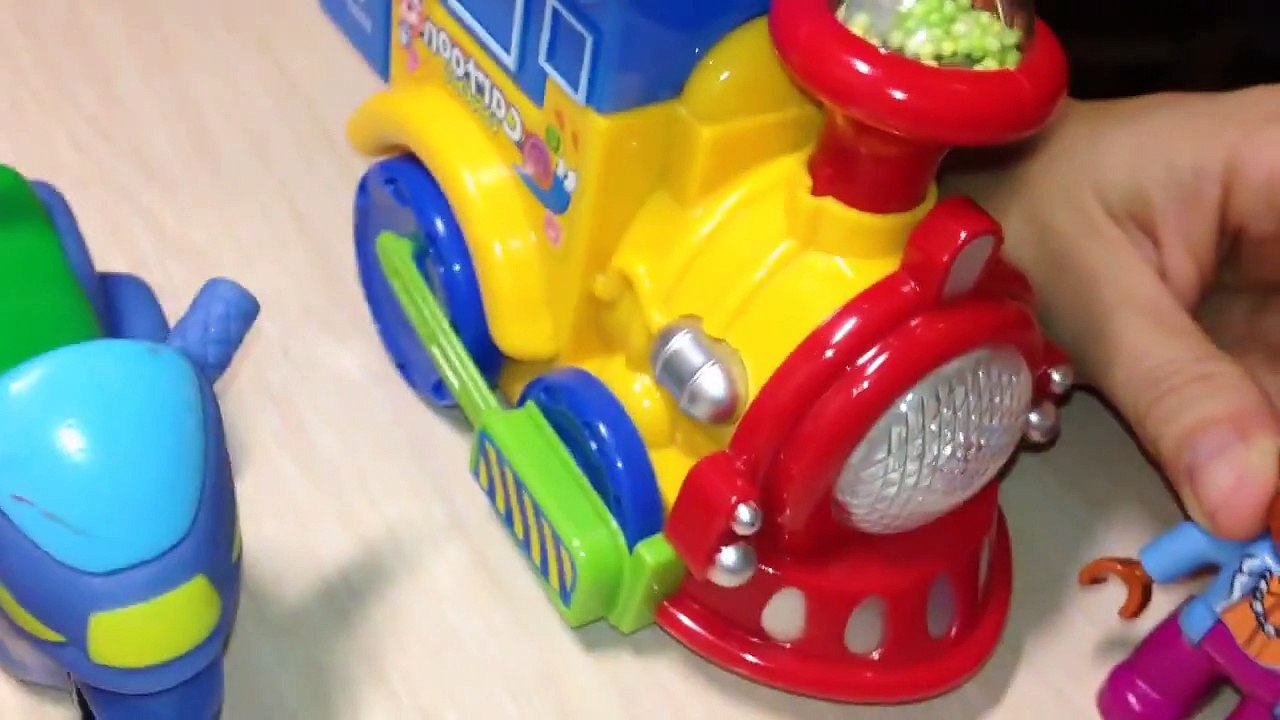 Уроки с Полли и героями мультика свинка Пеппа учим транспорт