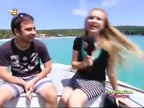 Başka Türlü Bir Şey Gülhan'ın Galaksi Rehberi'nde