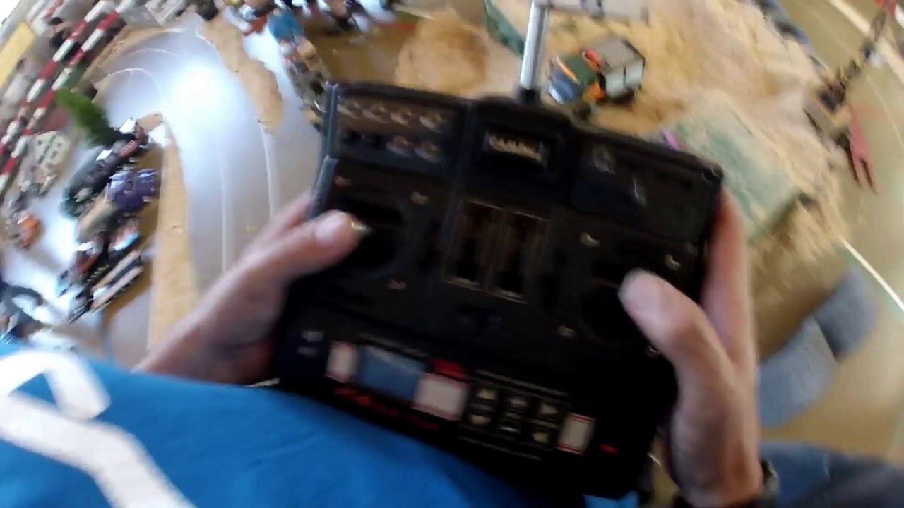 Strassenbau UNIMOG  SPEZIAL IN ACTION