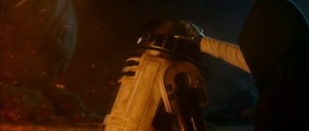 STAR WARS: Ep VII The Force Awakens - French Trailer Dub