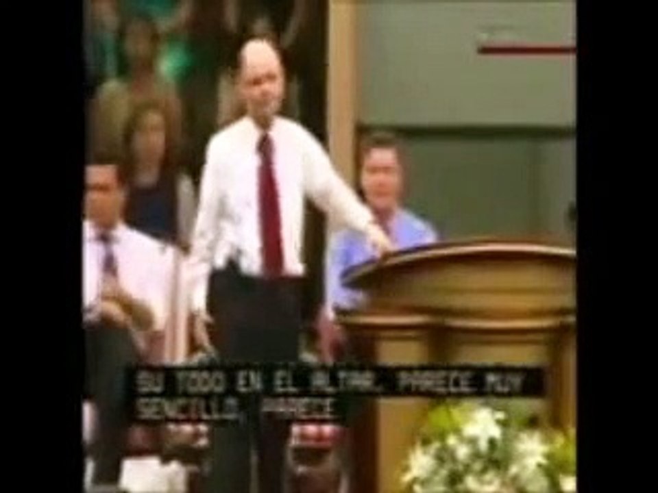 Bispo Macedo tocou na ferida do diabo em Santo Culto Goiânia-GO 28/10/12