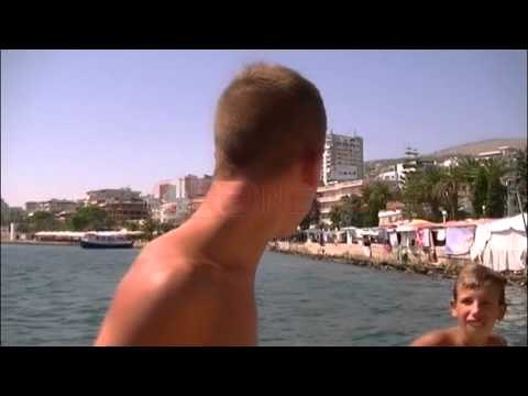 Sarandë, një grup fëmijësh gjen një bombë të Luftës së Dytë Botërore-Ora News-