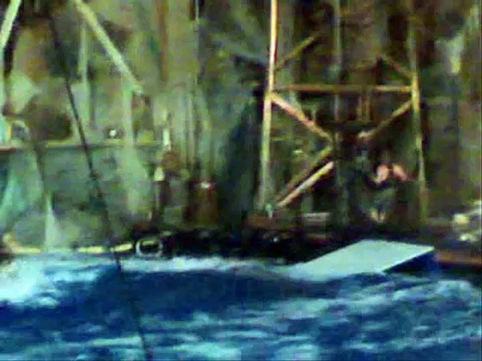 Universal Studios: Water World Show