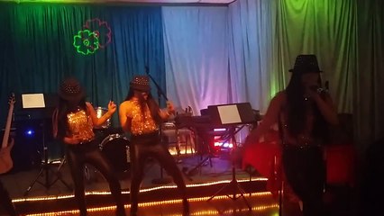 Gollayan Sisters Michael Jackson Medley Glendale, CA