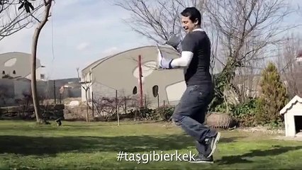 Atilla Taş'tan Sevgililer Günü Şarkısı