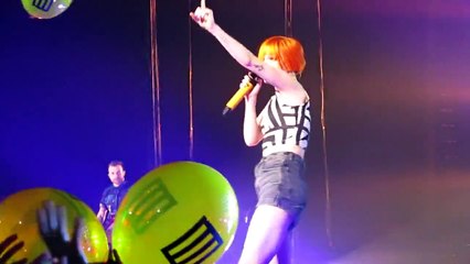 Paramore - Still Into You Finale (Live in Orlando, FL at the CFE Arena) #paratour