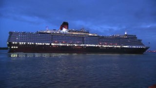 Cunard's 3 Queens arrive in Southampton to celebrate Queen Mary 2's 10th Anniversary