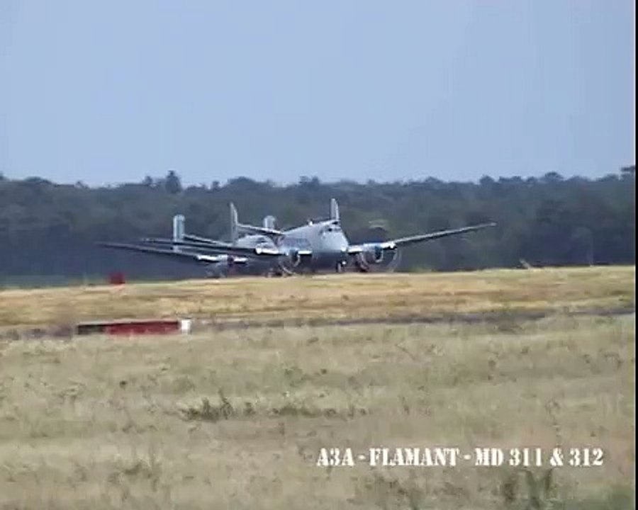 A3A - Démonstration en vol des "Flamant" et du "Broussard"