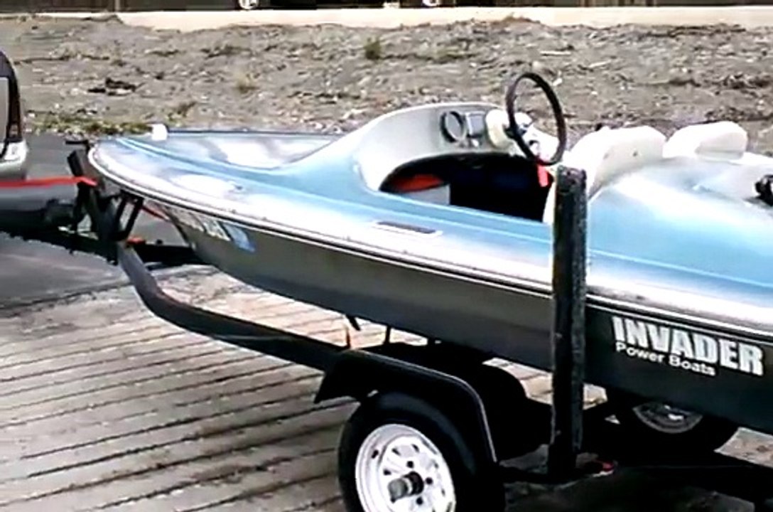 GW Invader 10 ft  mini speed boat