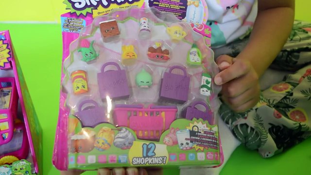 Giant Shopkins Surprise Egg Ultra Rare | Full of Shopkins Toy Surprises | Toys AndMe