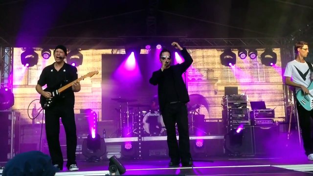 I-STILL-HAVEN'T-FOUND-WHAT-I'M-LOOKING-FOR -