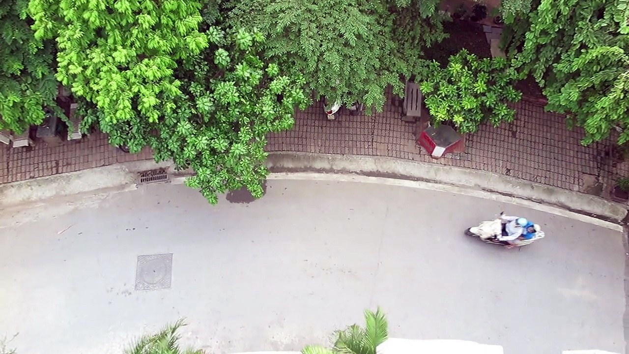 Lake view apartment in Tay Ho Ha Noi for rent