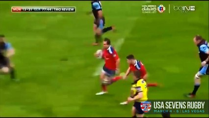 Un joueur de Rugby se remet l'épaule en plein match