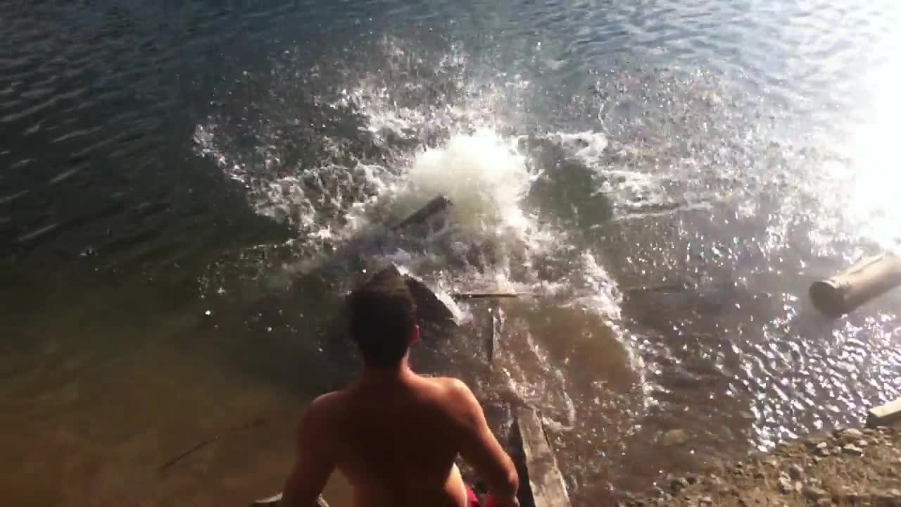 Epic fail: Kid misjudges durability of wooden plank