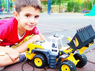 Construction Site   Loader Trucks For Children Toddlers, Playing At Park
