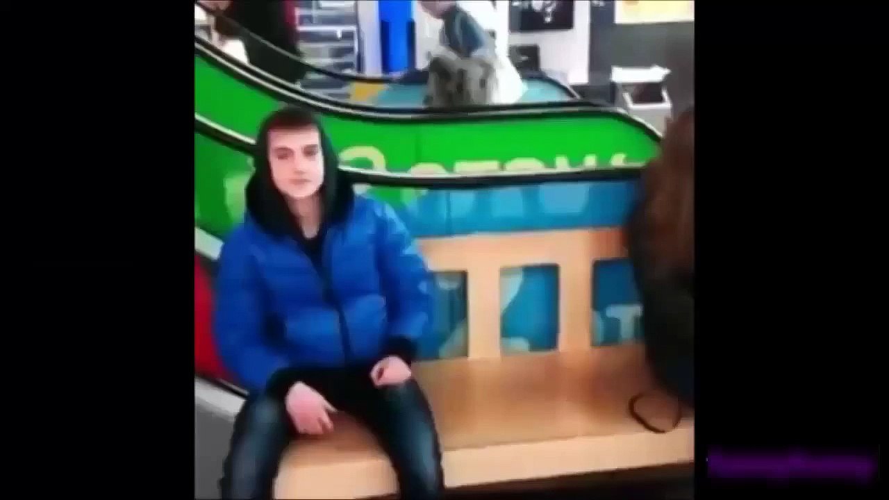 Komik kızlara komik şakalar kamera şakası derlemesi