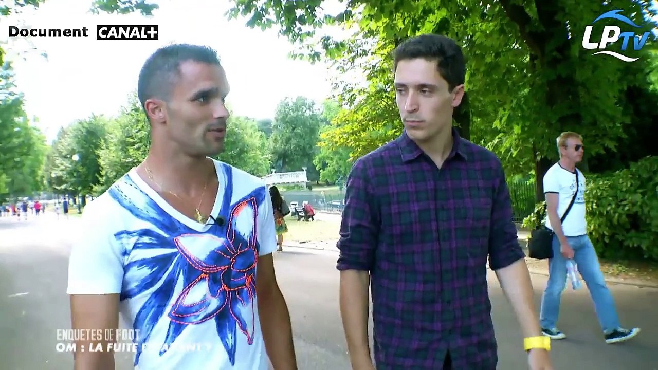 Extraits de l'émission "Enquêtes de foot"
