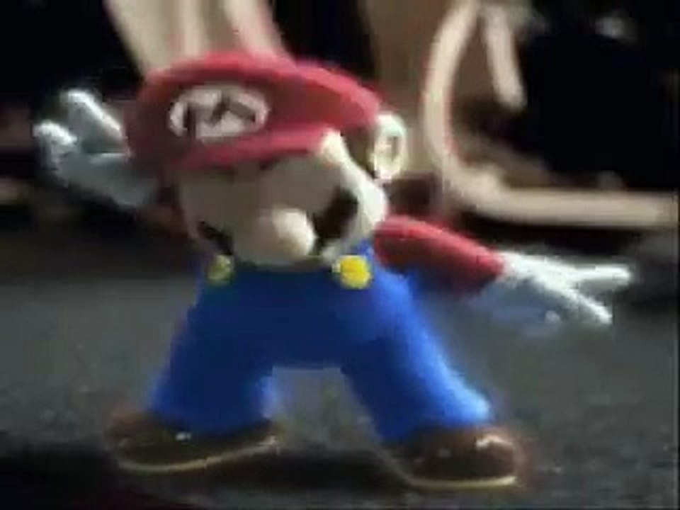 Mario Dancing to Gibberish