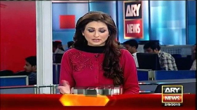 Benazir Bhutto came out of sun-roof after being urged by Naheed Khan, states driver