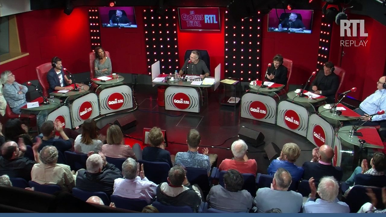 La dernière mode chez les célébrités : Porter un appareil dentaire comme un accessoire de mode