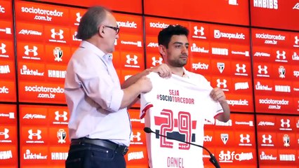 Nos bastidores da apresentação de Daniel no São Paulo, Breno entrega apelido