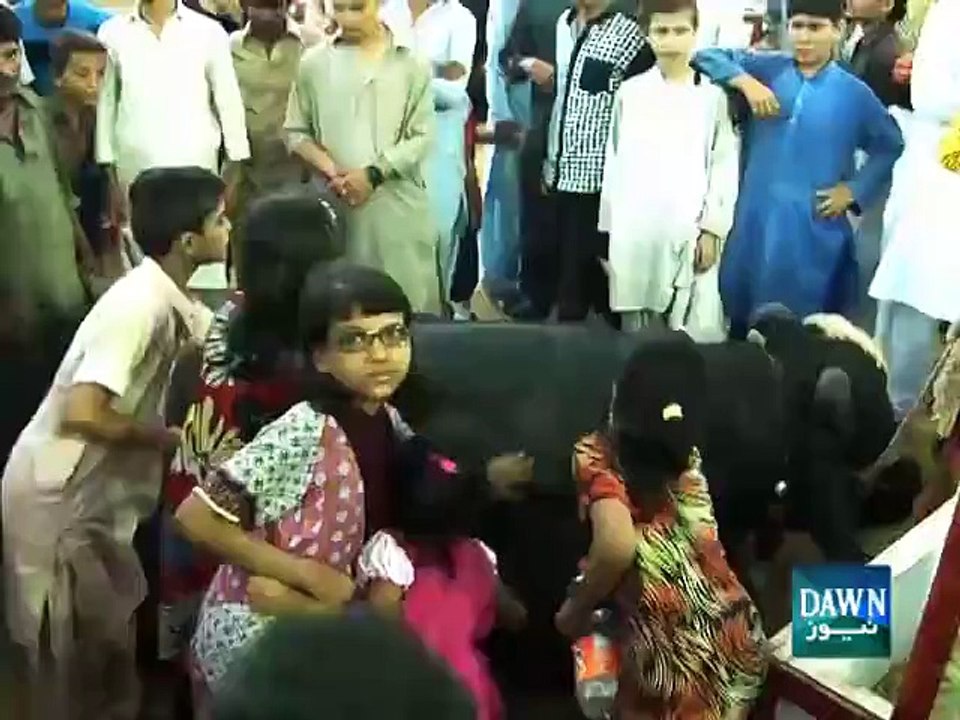 Sher-e Pakistan in Karachi's Maweshi Cow Mandi