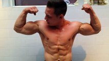 preview :  pumped  20 y/o stud Marco flexes  in gym, 10min.30, Full HD