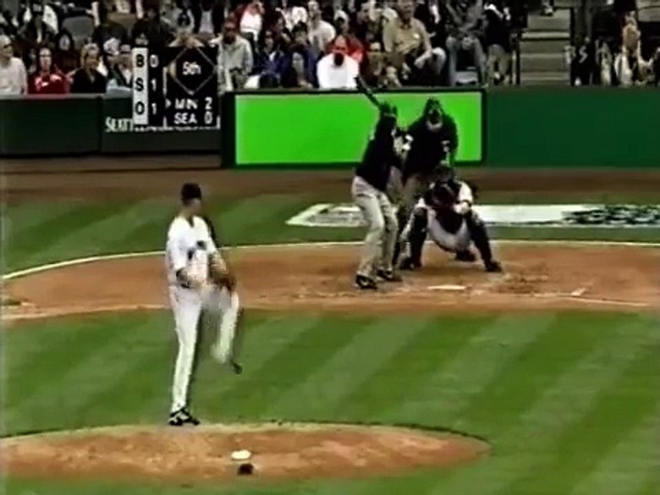 ---【レーザービーム集】 イチローと城島のすごいプレー_2