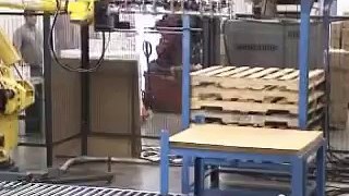 Robot Palletizing Boxes