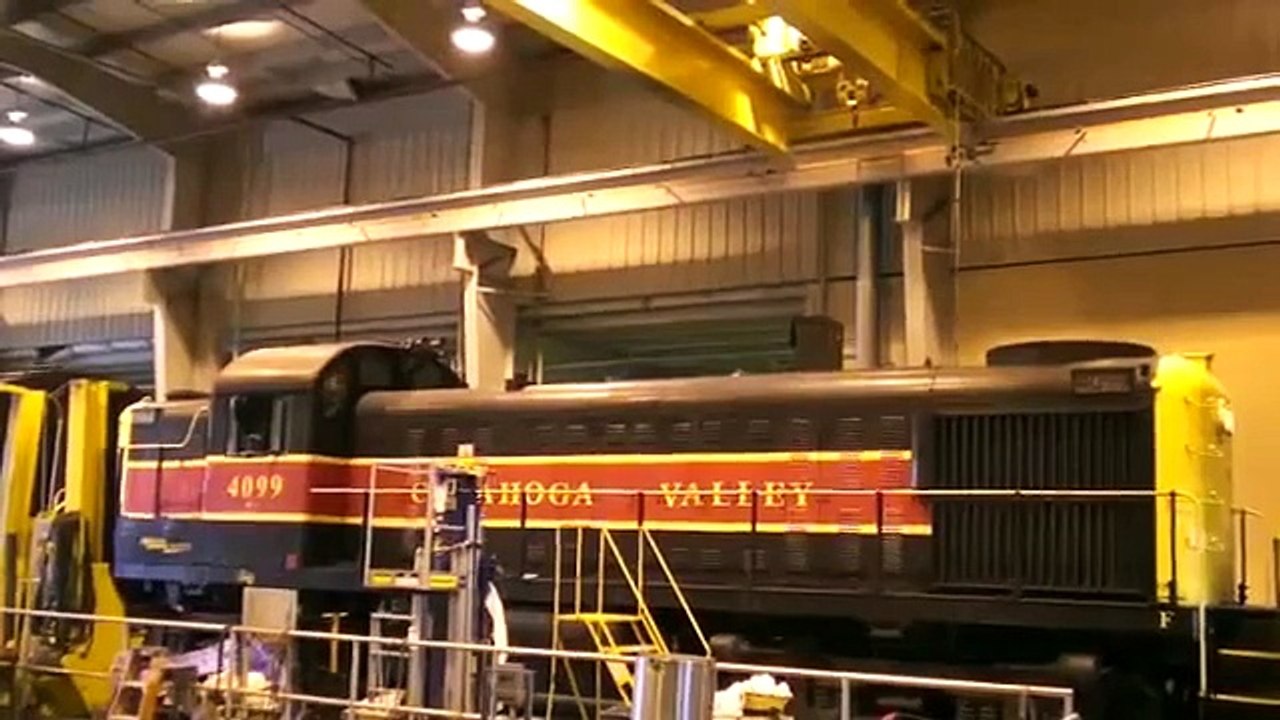 Alco RS-3 and FPA-4 Diesel Locomotive Start-up