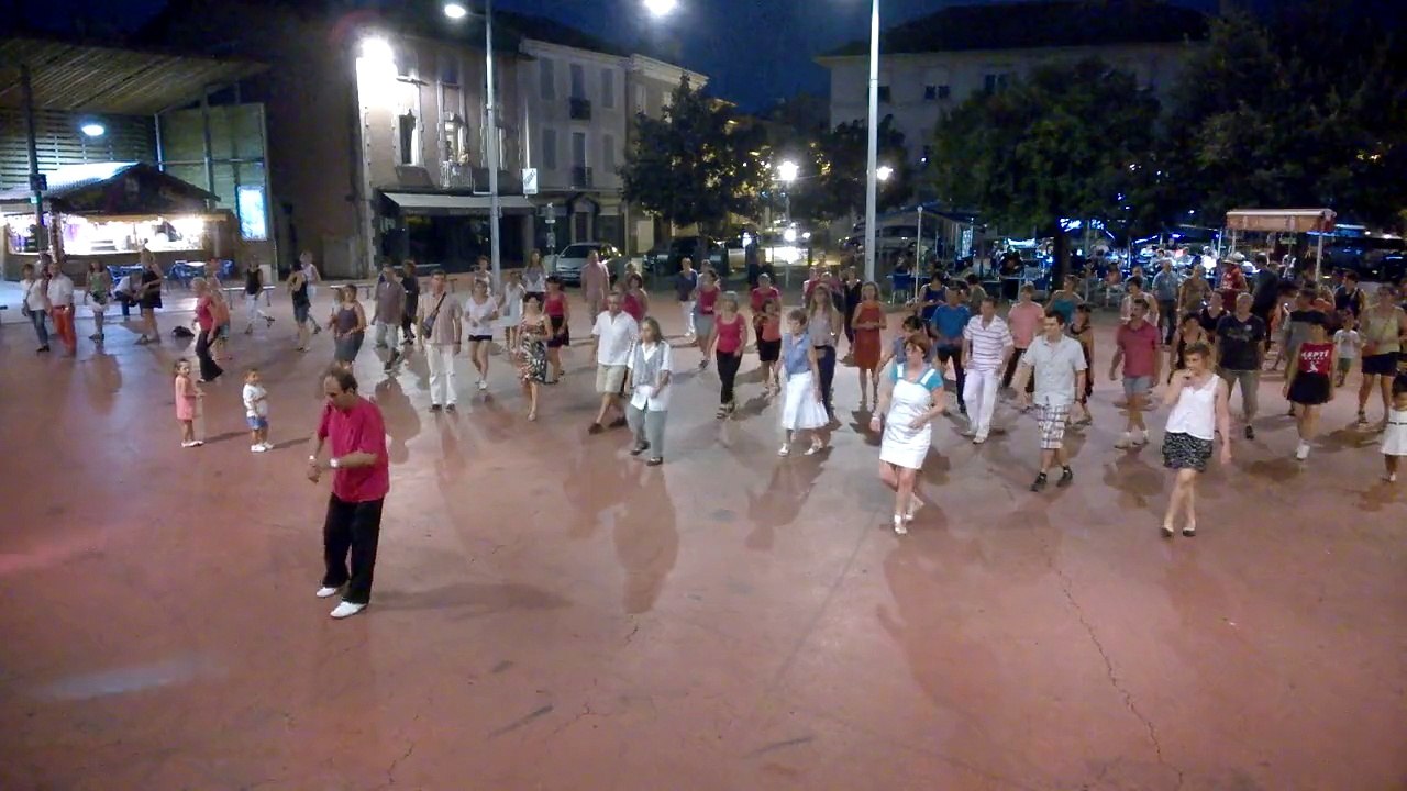 LES VENDREDI ST ROCH & SALSA 2015 CHOREE DE SALSA PAR LAURENT ASPTT DANSE MONT DE MARSAN